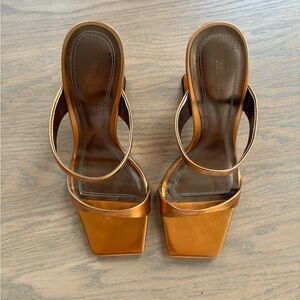 Zara Metalic Orange Heel